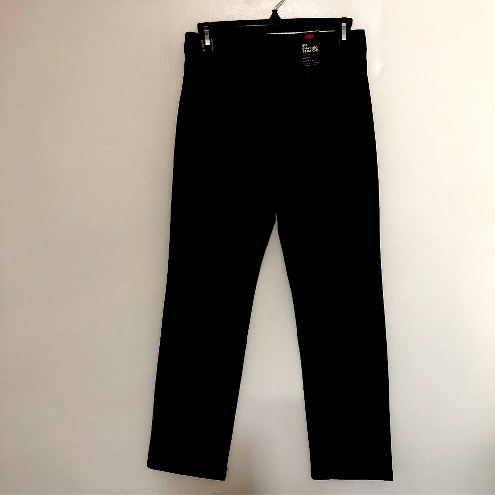 Levi’s 314 Shaping  Straight Women’s Black  26x30